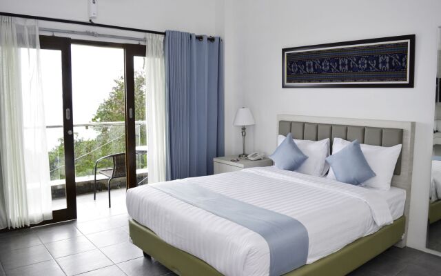 La Cecile Hotel and Cafe Komodo