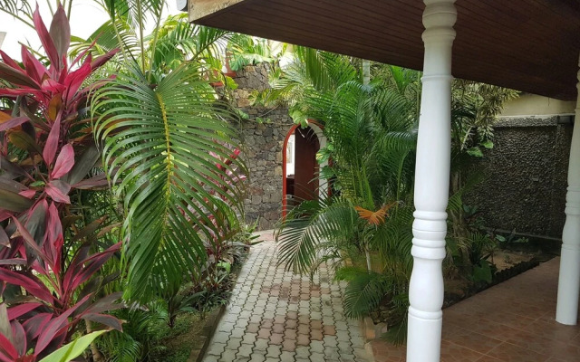 Tropical Beach House, Hikkaduwa