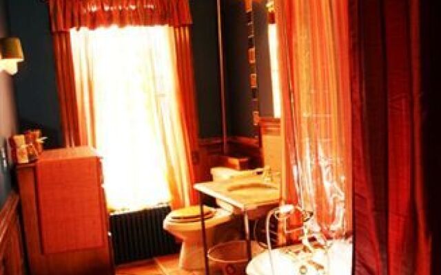 Sankofa Aban Bed and Breakfast
