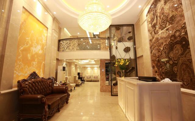 Little Hanoi Deluxe Hotel