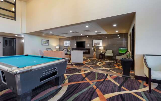 Best Western Plus Fox Creek