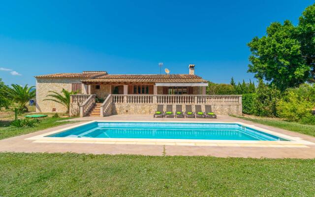 SON PAX Petit - Villa With Private Pool in Palma. Free Wifi