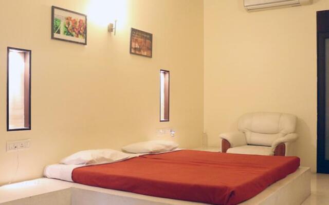 Oxford Suites & Rooms