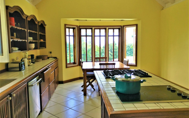 Tobago Hibiscus Golf Villas & Appartments