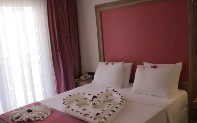 Cle Beach Boutique Hotel