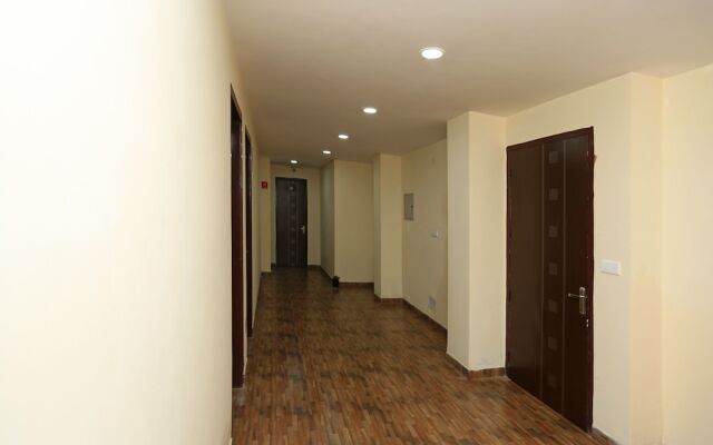 OYO 11952 Hotel Royal India