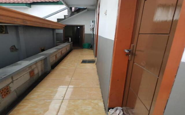 OYO 90097 Homestay Sinta Ndani Putri