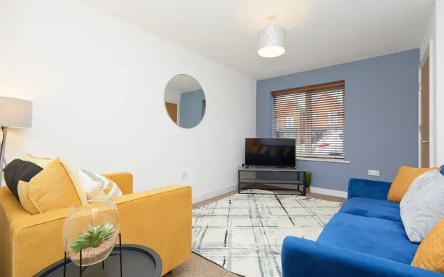 Derby 2 Bed House 3 Min Walk to Hospital
