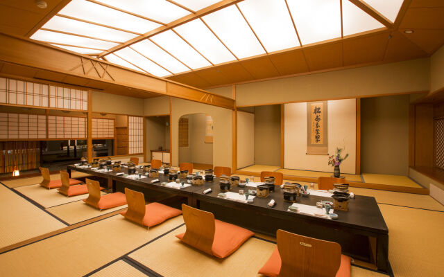 APA Hotel & Resort Kaga Katayamazu Onsen Kasuikyo