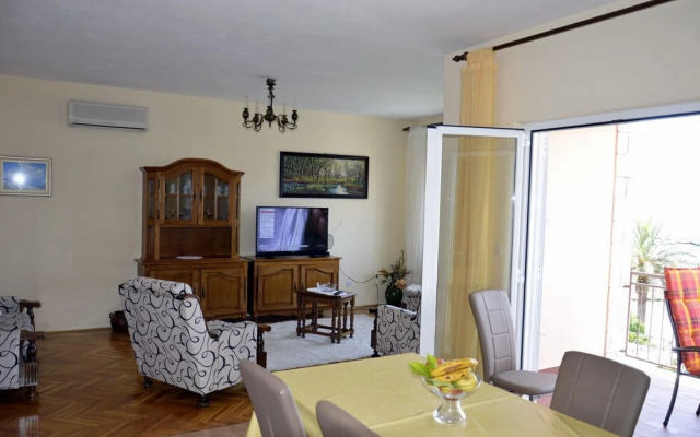 Zdravko - Comfortable & Close to the sea - A3