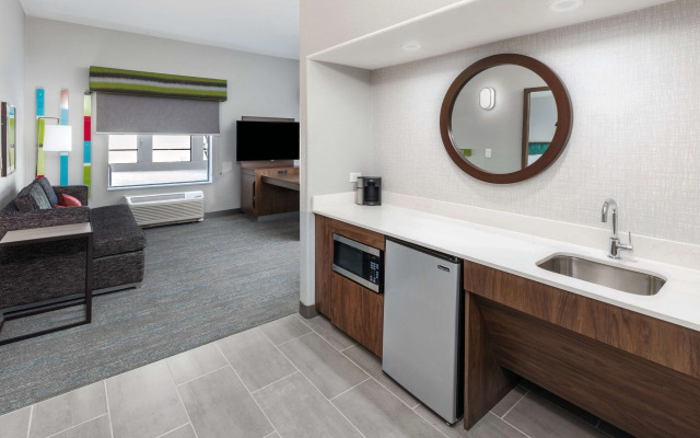 Hampton Inn & Suites Dallas I-30 Cockrell Hill