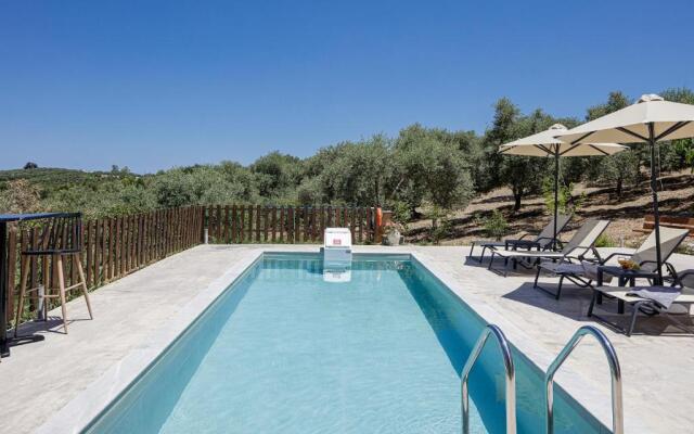MariAndry Villa, Enchanting Secluded Retreat, By ThinkVilla