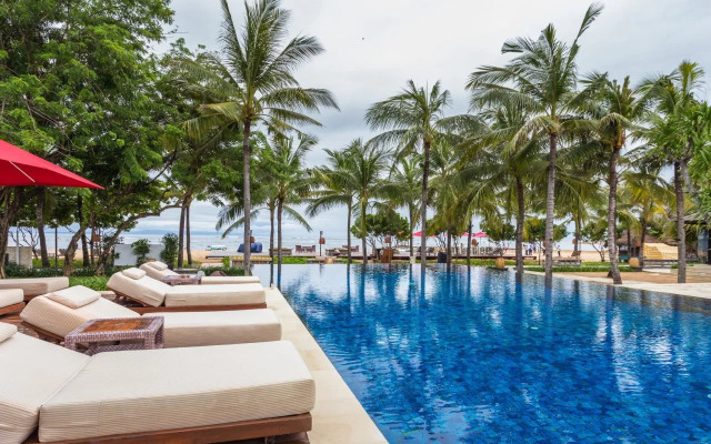 The Royal Santrian Serenity Villas By The Sea