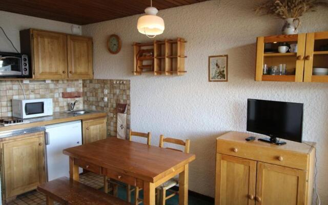 Appartement Auris, 1 pièce, 4 personnes - FR-1-297-14