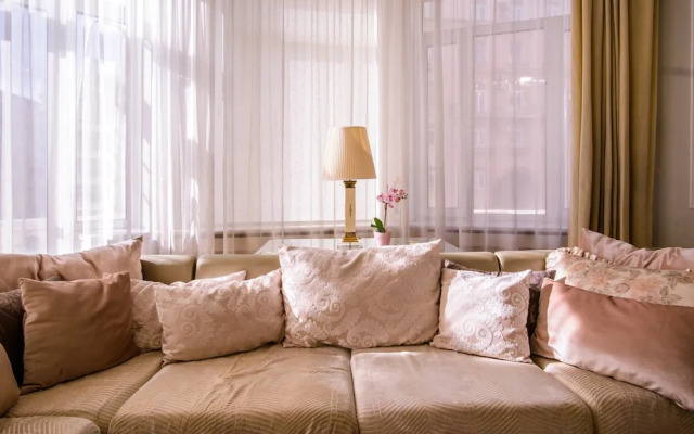 Апартаменты «Funny Dolphins Москва-сити»