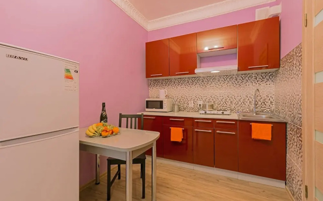 Apart-hotel on Marata 28