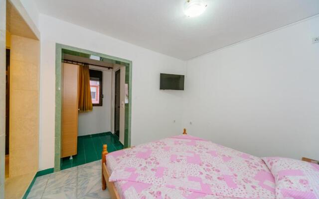 MC Apartments
