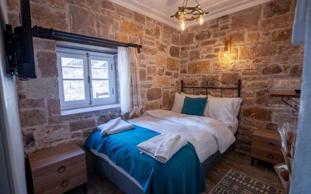 Cunda Alesta Otel