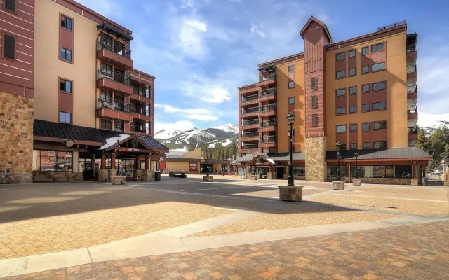 Village At Breckenridge Shavano Condos