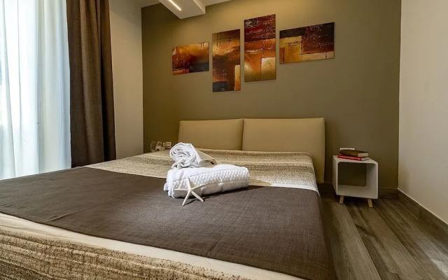 Sundeck Hotel & Spa