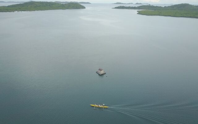 bella louise lodging house bar and resto