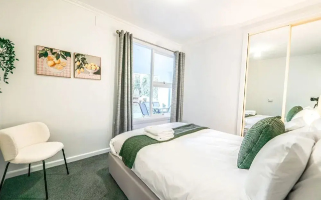 StayAU Luxe 6BR Cradle Mountain