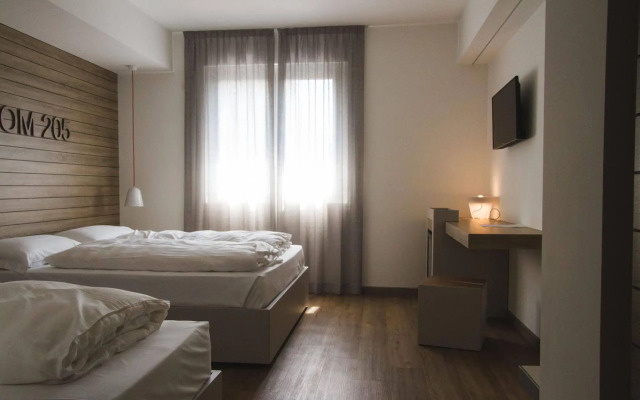 B612 Hotel