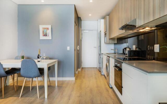 Stylish Central Apartment near Table Mountain