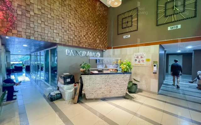 RedLiving Apartemen Parahyangan Residence - Anton Rooms
