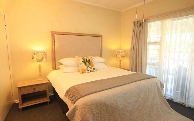 La Loggia On Broadwood