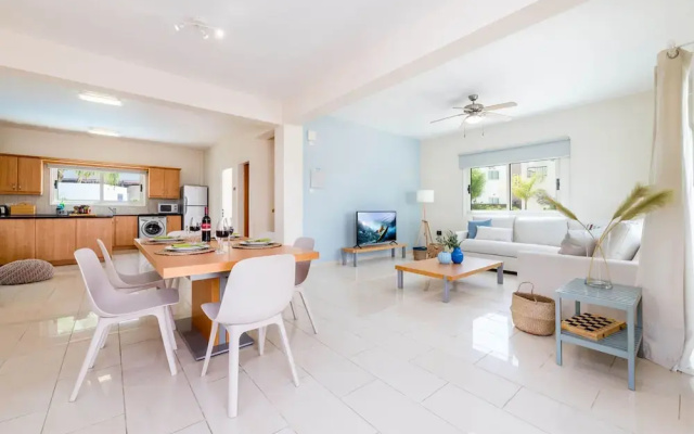 Pernera Blue Villa in Protaras