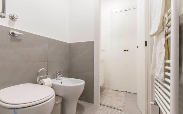 Compact and charming studio Porta Venezia