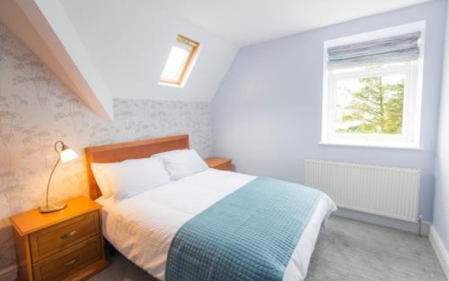 Gwesty Gadlys Hotel