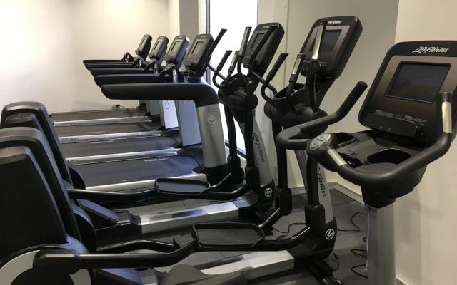 Ariyana Apartments by Vievid