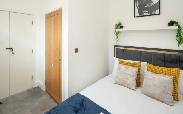 Superb 3bedroom House in Greenwich With Parking