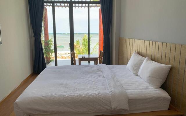 Aurora Beach House