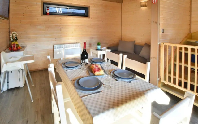 Cottage in Sianozety Near Golden Beach