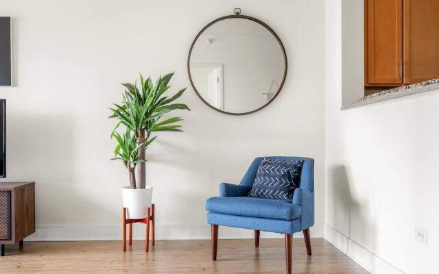 Chicago | Delightful 1BD/1BA South Loop Apartment