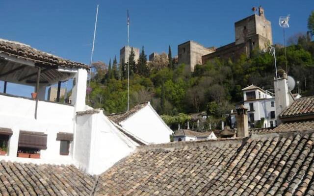 Apartment with 2 bedrooms in Granada with WiFi