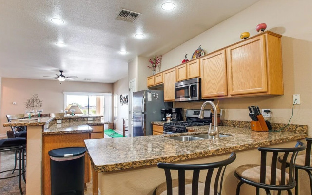 120th Avondale 3 Bedroom Home by RedAwning