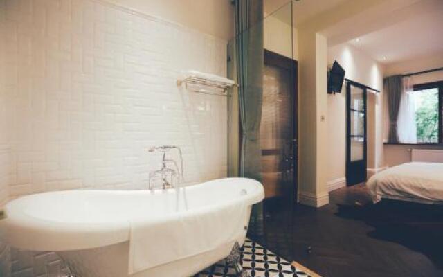 Alley Residences