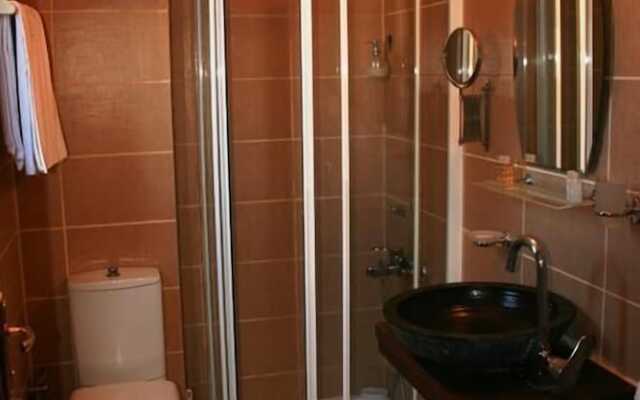 Nish Alacati Hotel