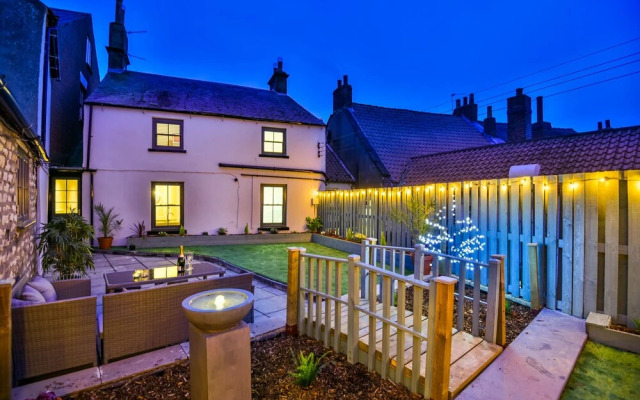 Private Garden Rooftop Terrace With hot tub