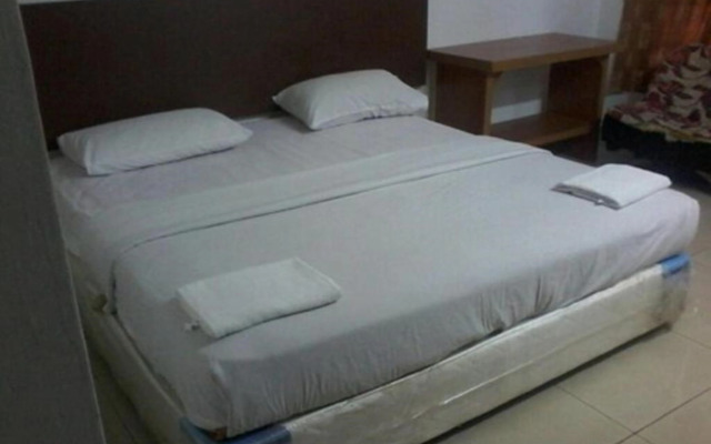 Super OYO 90494 Sam Huat Hotel