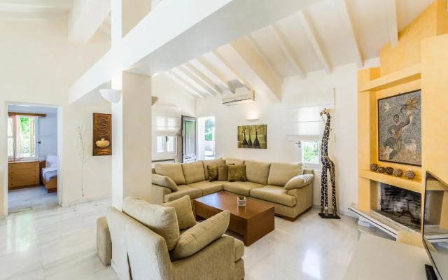 Villa Anna Maria - 3 Bedroom, Private Pool