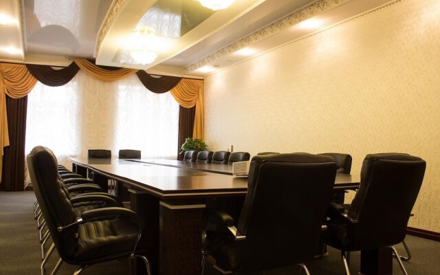 Metropol Hotel