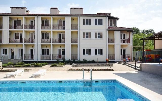 Guest House Alpina