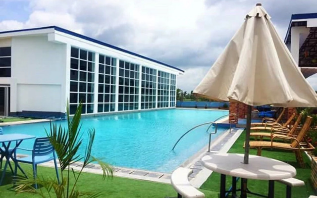 Regal Plaza Resort