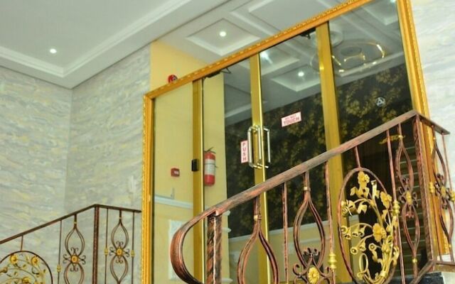 LJ Grand Resort