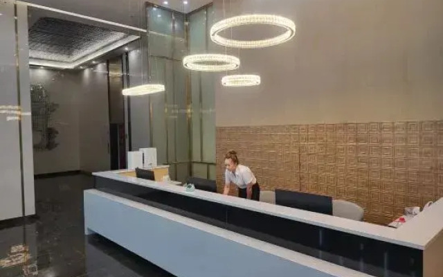 Aotman Hotel (Chengdu Qingbaijiang Wanda)